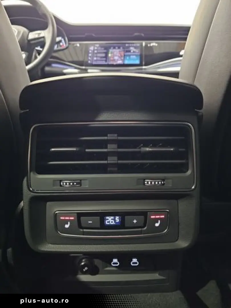AUDI Q8 55 TFSI e S Line Black Pano Matrix HuD AHK 21