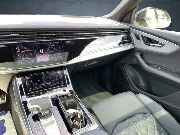 AUDI Q8 S line 50 TDI qu HDMatrix B&O Pano 4Lenk 23
