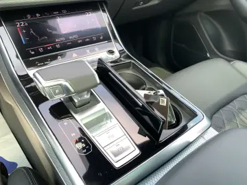 AUDI Q8 S line 50 TDI qu HDMatrix B&O Pano 4Lenk 23