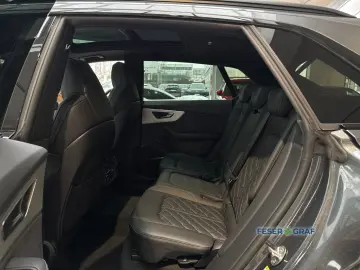 AUDI Q8 50 TDI S-Line Matrix Pano. B&O AHK Standhzg.