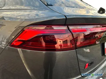 AUDI Q8 50TDI quattro S-line AIR Matrix Memory ACC B&