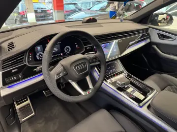 AUDI Q8 50TDI S-Line Black 23zoll Allradlenk.Pano B&0