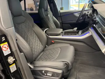 AUDI Q8 50TDI S-Line Black 23zoll Allradlenk.Pano B&0