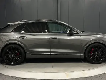 AUDI Q8 60 TFSI e quattro S-Line 23Zoll PANORAMA LASE
