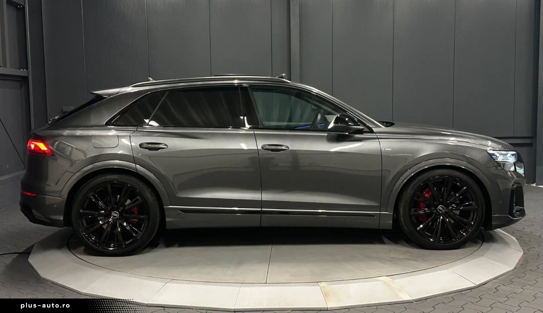 AUDI Q8 60 TFSI e quattro S-Line 23Zoll PANORAMA LASE