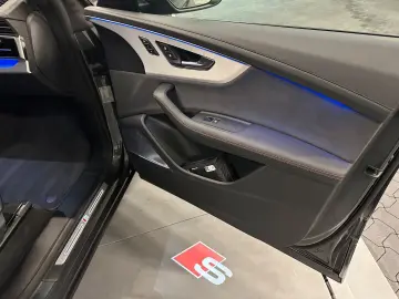 AUDI Q8 60 TFSI e quattro S-Line 23Zoll PANORAMA LASE