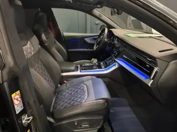 AUDI Q8 60 TFSI e quattro S-Line 23Zoll PANORAMA LASE