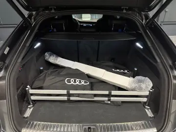 AUDI Q8 60 TFSI e quattro S-Line 23Zoll PANORAMA LASE