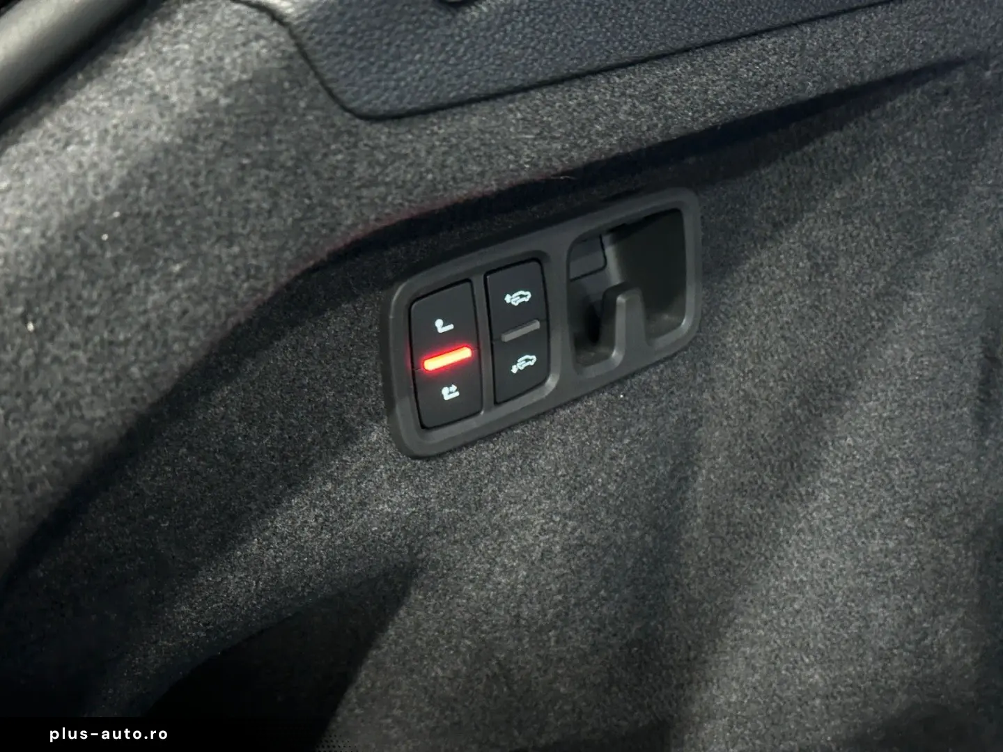 AUDI Q8 60 TFSI e quattro S-Line 23Zoll PANORAMA LASE