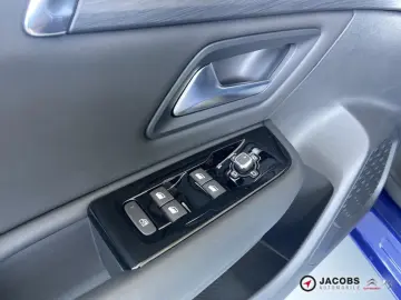 CITROEN C5 X PureTech 180 EAT8 SHINE