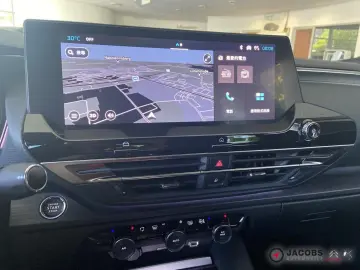 CITROEN C5 X PureTech 180 EAT8 SHINE