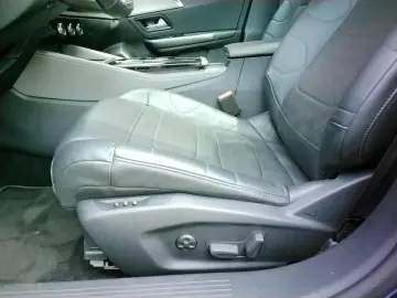 CITROEN C5 X Shine Pack Hybrid  Vollausstattung