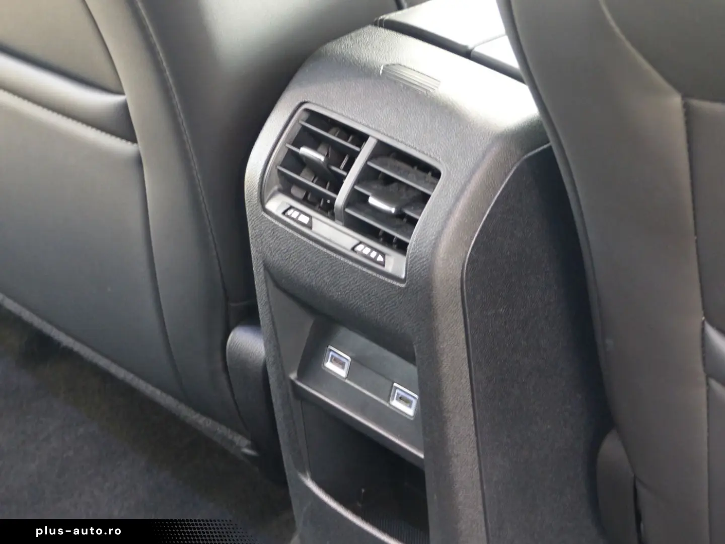 CITROEN C5X 1.2 PureTech 130 SHINE ACC LED Navi 2xKlima