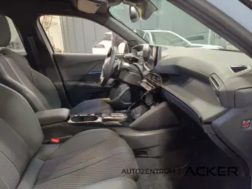PEUGEOT 2008 Hybrid 145 GT AT. ACC Navi 360Kam -41%