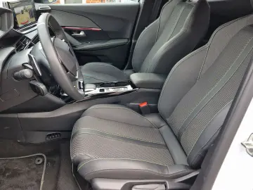 PEUGEOT 2008 Hybrid 145 GT e-DSC  LED Navi Kamera360 ACC