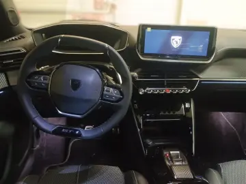PEUGEOT 2008 Hybrid 145 GT Klima Navi Rückfahrkamera
