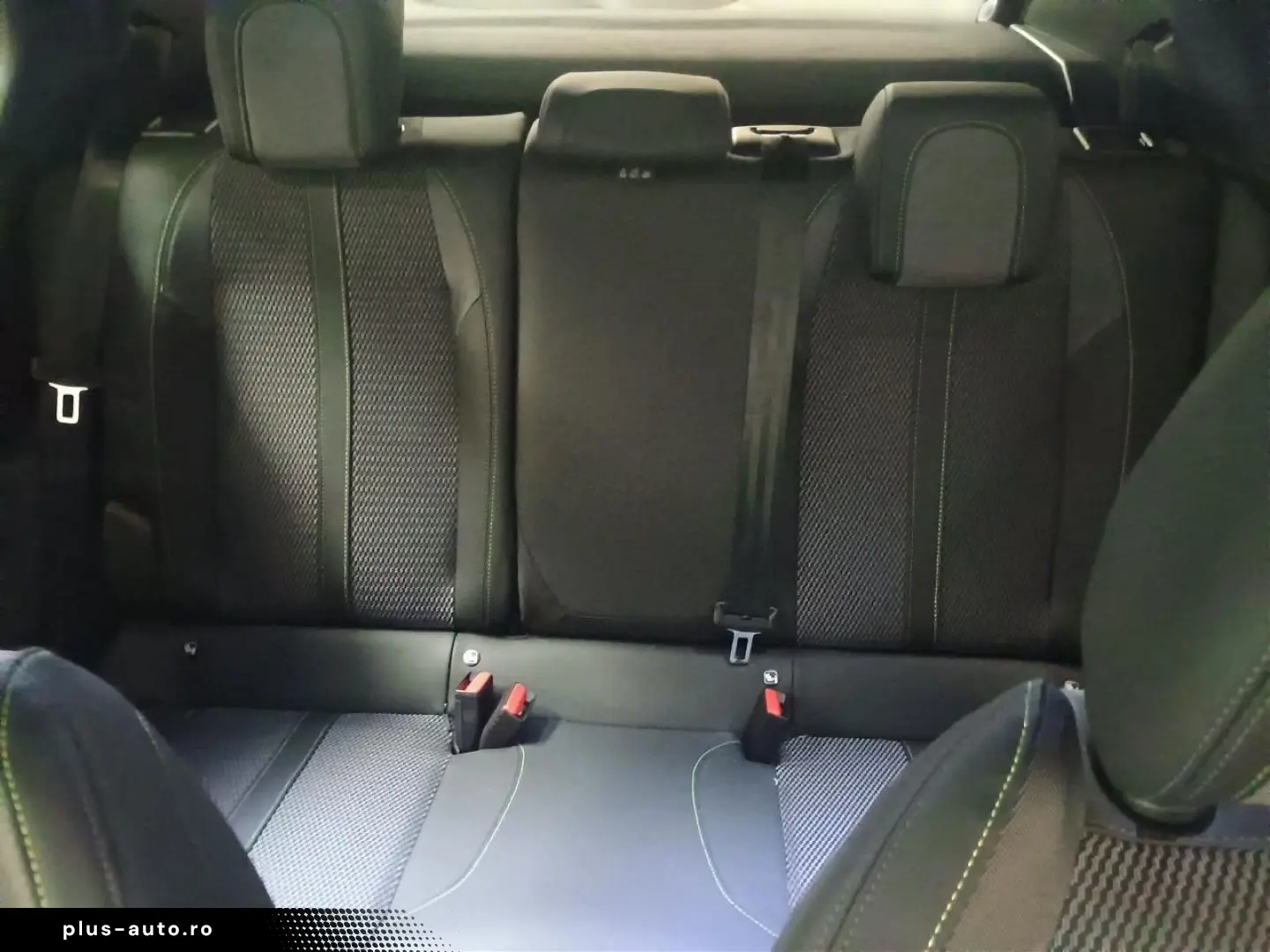 PEUGEOT 2008 Hybrid 145 GT Klima Navi Rückfahrkamera