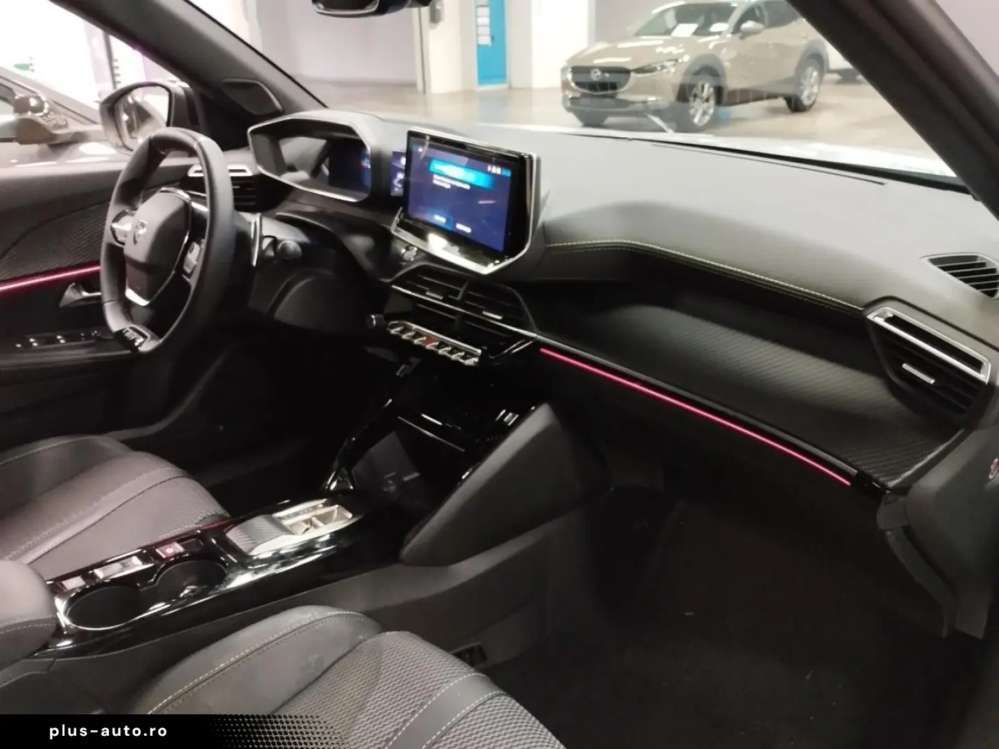 PEUGEOT Neuer 2008 GT HYBRID 145 e-DSC6  360 KAMERA