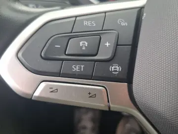 VW Tiguan 1.5 TSI 150 PS DSG ACC NAVI LED