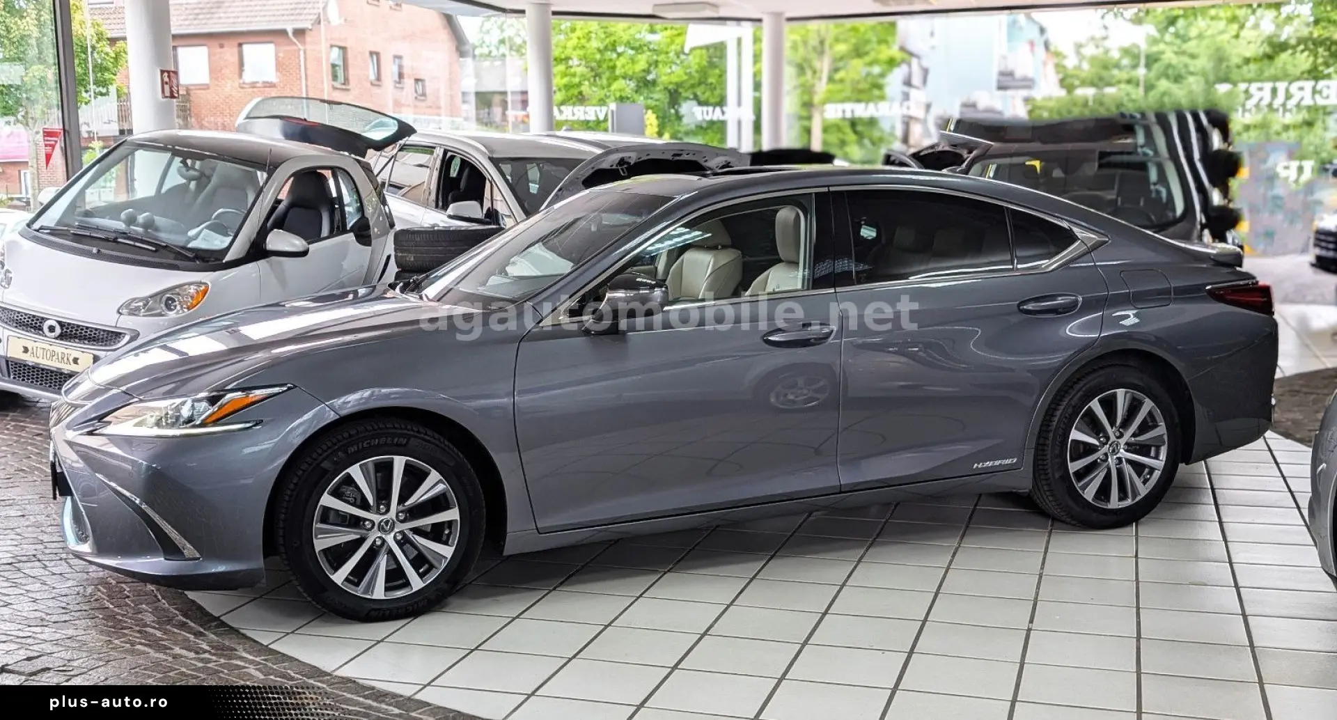 LEXUS ES 300H ACC Leder ESD Kamera 8-FACH