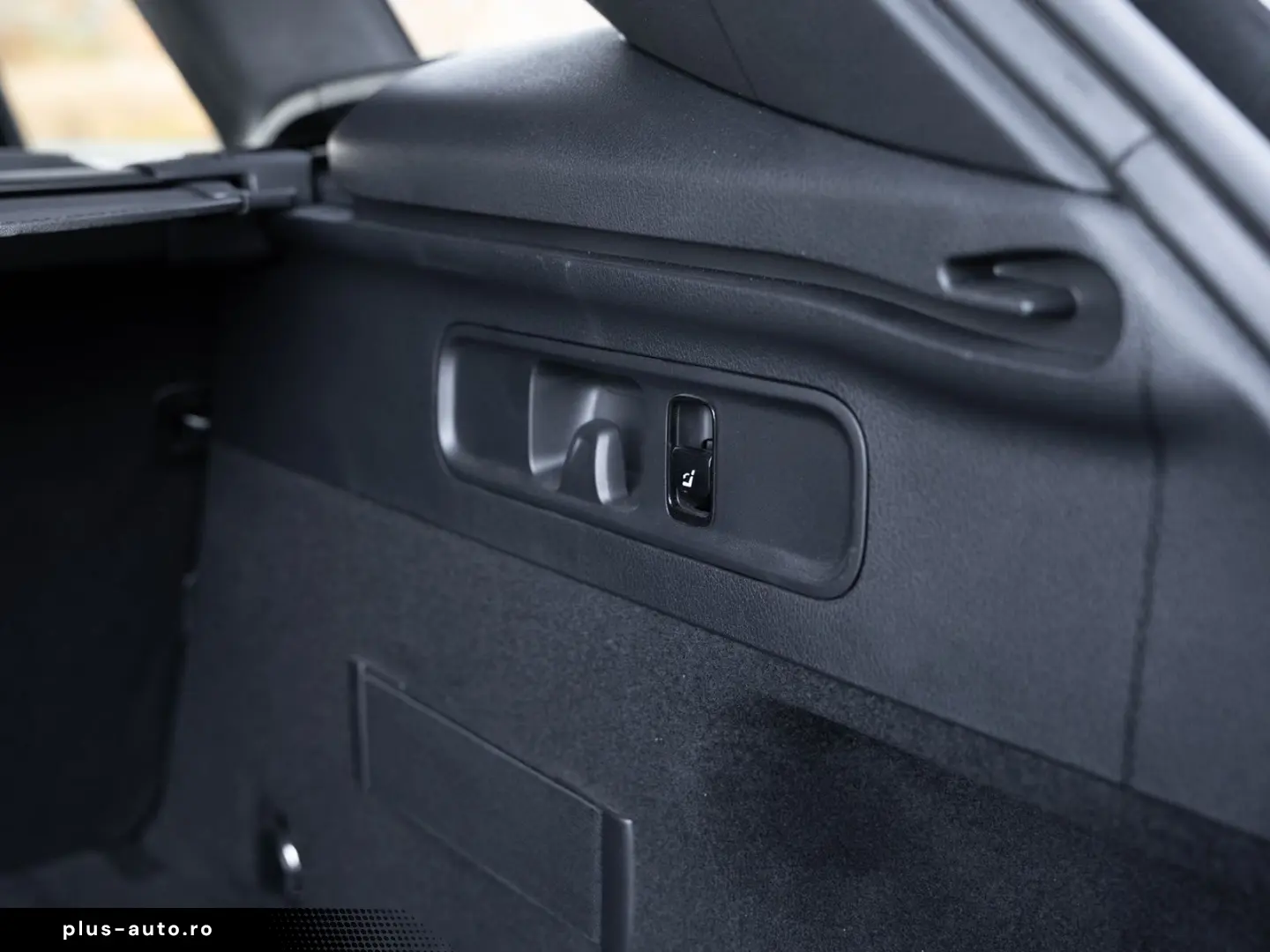 MERCEDES-BENZ GLC 300 d AMG Line 4Matic