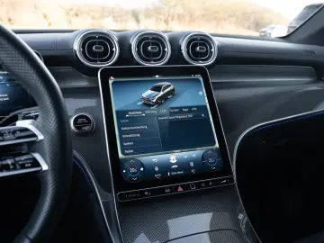 MERCEDES-BENZ GLC 300 d AMG Line 4Matic