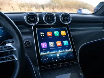 MERCEDES-BENZ GLC 300 d AMG Line 4Matic