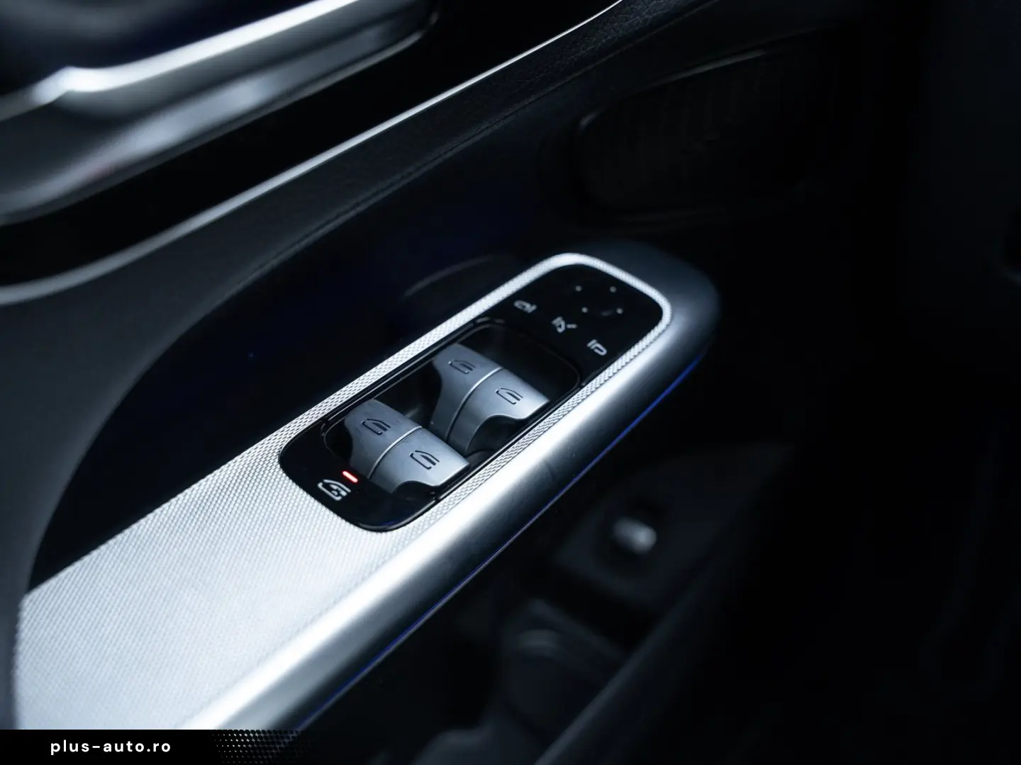 MERCEDES-BENZ GLC 300 d AMG Line 4Matic