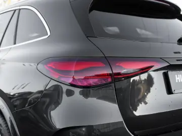 MERCEDES-BENZ GLC 300 d AMG Line 4Matic