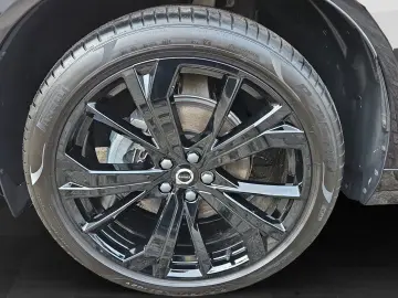 VOLVO XC60 B5 Plus Black Edition AWD Pano 360  H&K
