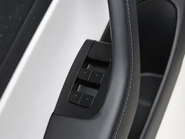 TESLA Model 3 Standard RWD Plus 92% SoH [ LFP-ACCU WIT