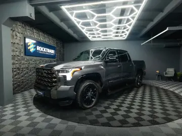 TOYOTA Tundra PLATINUM 3.4L V6 4x4