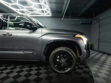 TOYOTA Tundra PLATINUM 3.4L V6 4x4