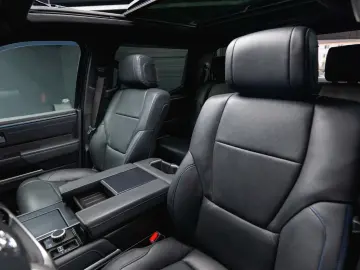 TOYOTA Tundra PLATINUM 3.4L V6 4x4