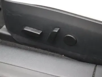 TESLA Model 3 Standard RWD Plus 93% SoH [ Weiß LEDER L