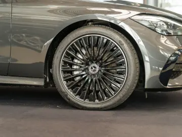 MERCEDES-BENZ CLE 220 d Coupé AMG Line powerrot Pano&hellip;