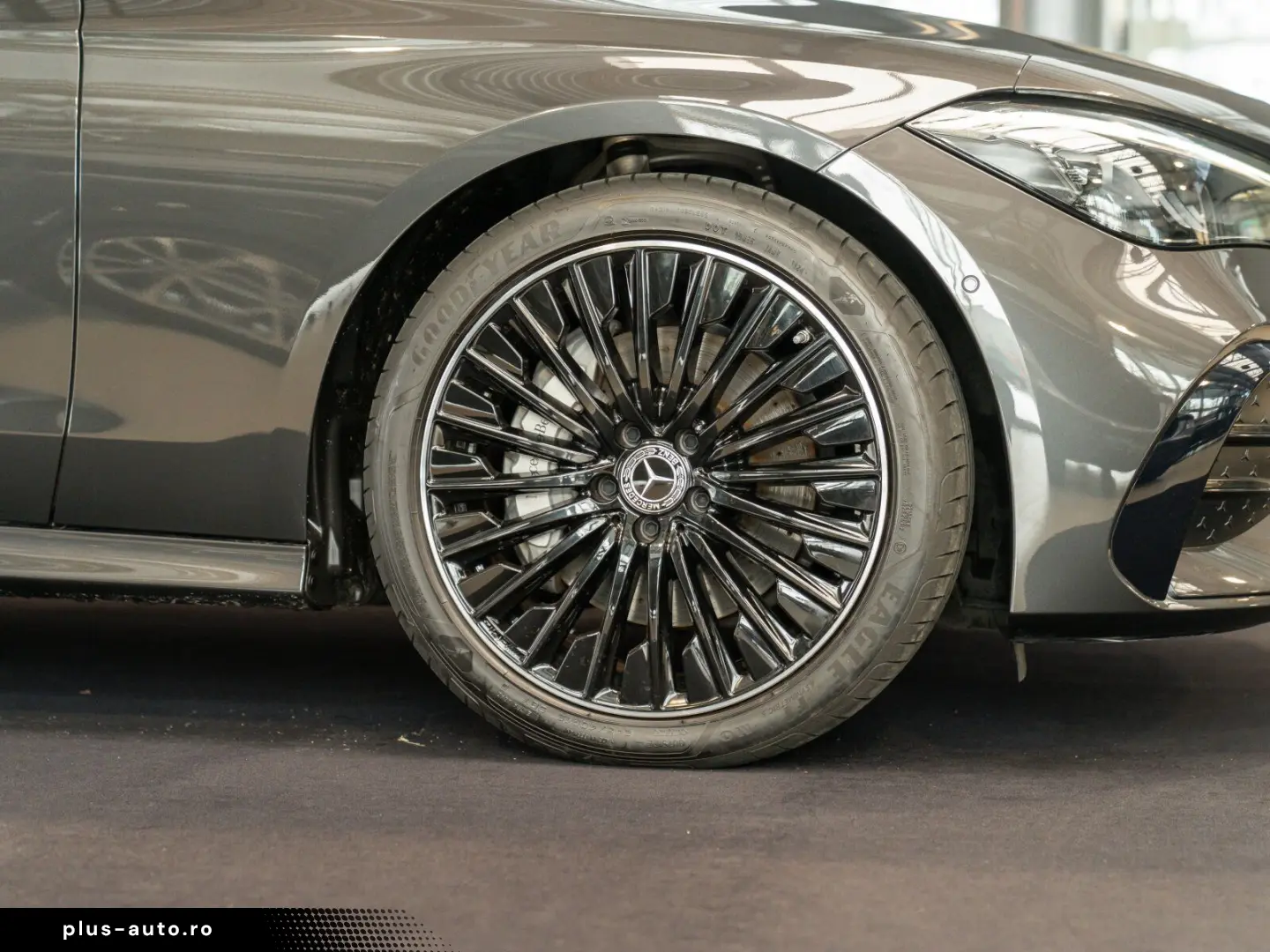 MERCEDES-BENZ CLE 220 d Coupé AMG Line powerrot Pano&hellip;