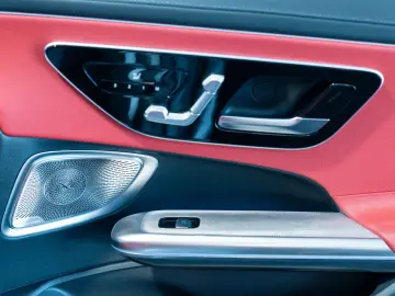 MERCEDES-BENZ CLE 220 d Coupé AMG Line powerrot Pano&hellip;