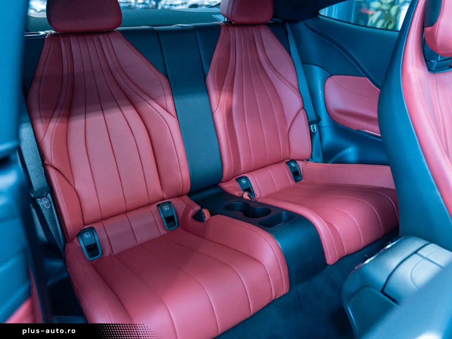 MERCEDES-BENZ CLE 220 d Coupé AMG Line powerrot Pano&hellip;