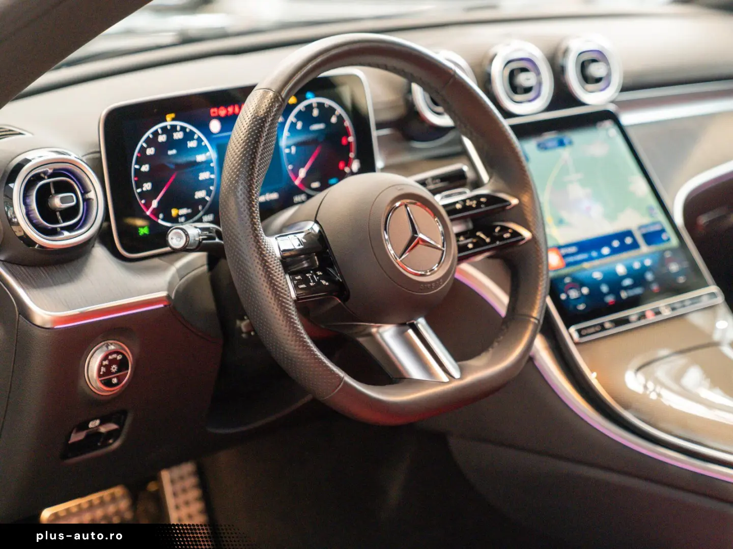 MERCEDES-BENZ CLE 220 d Coupé AMG Line powerrot Pano&hellip;