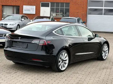 TESLA Model 3 Standard Plus 1.Hand AHK Leder Weiß
