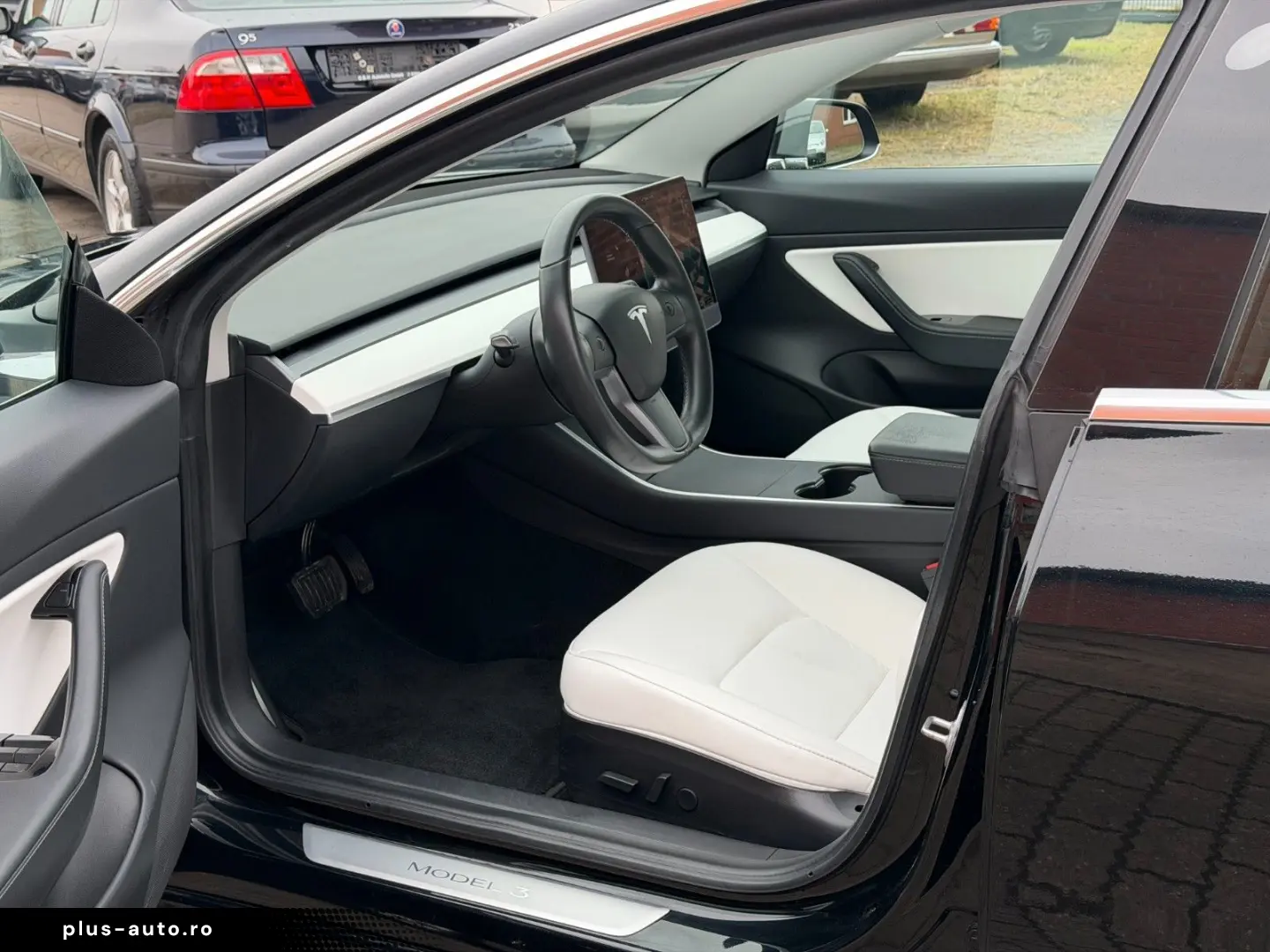 TESLA Model 3 Standard Plus 1.Hand AHK Leder Weiß