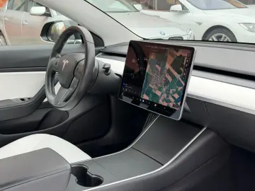 TESLA Model 3 Standard Plus 1.Hand AHK Leder Weiß