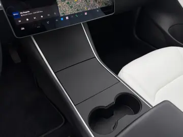 TESLA Model 3 Standard Plus 1.Hand AHK Leder Weiß