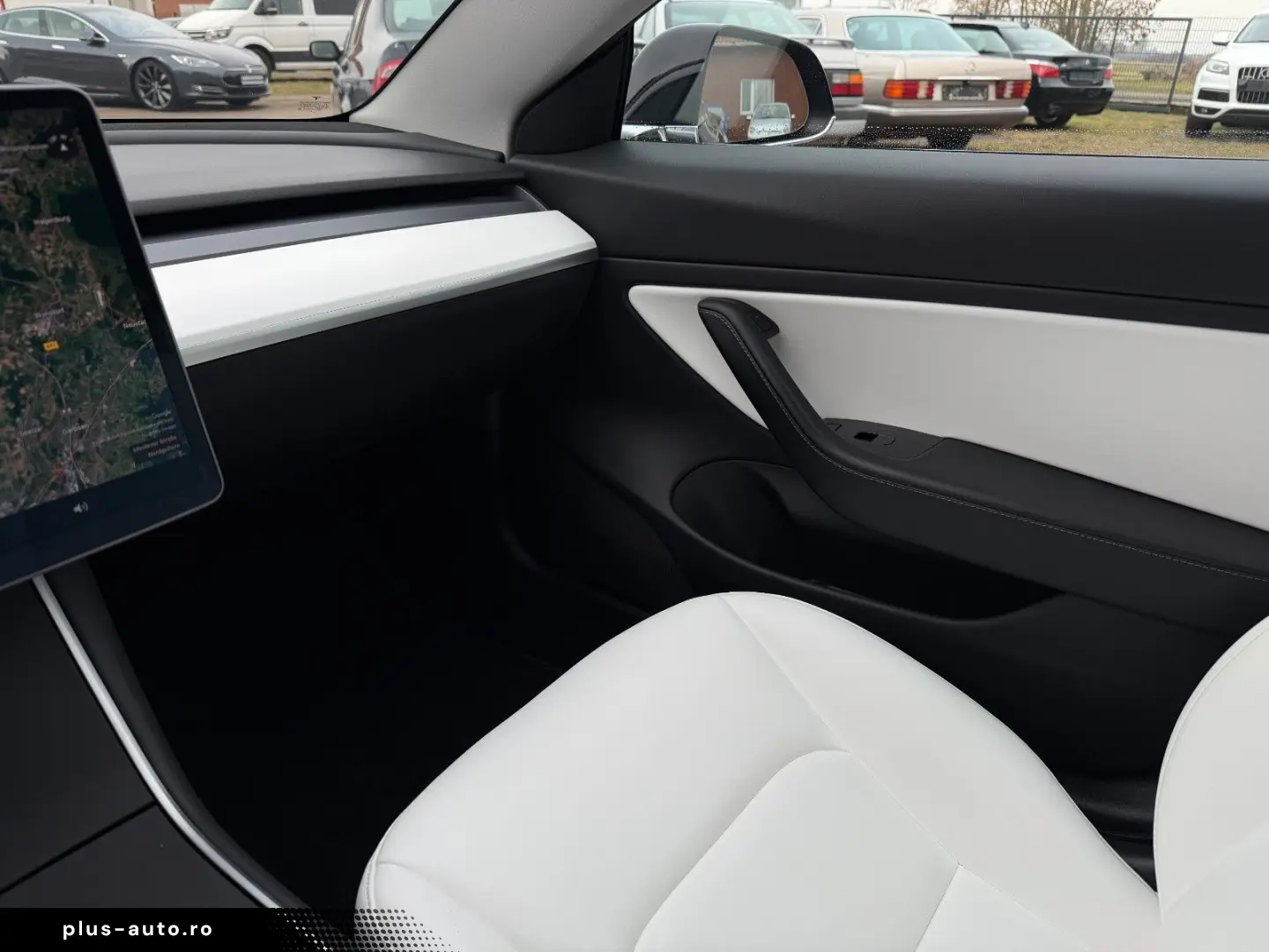 TESLA Model 3 Standard Plus 1.Hand AHK Leder Weiß