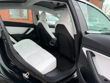 TESLA Model 3 Standard Plus 1.Hand AHK Leder Weiß