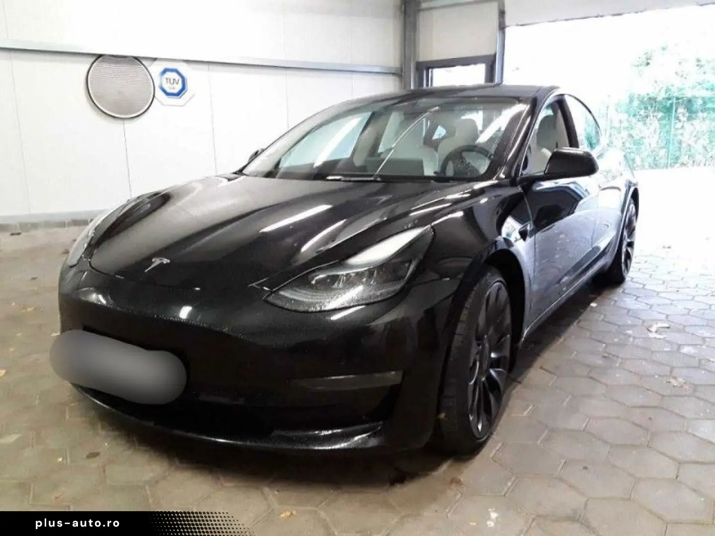 TESLA Model 3 Performance Dual  White Interior