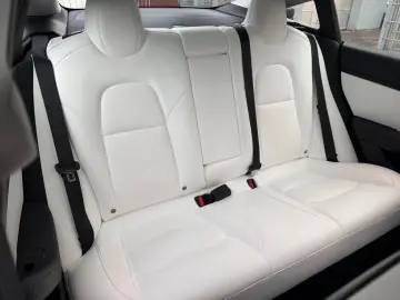 TESLA Model 3 Long Range Dual AWD 75 KW Pano-LED-360