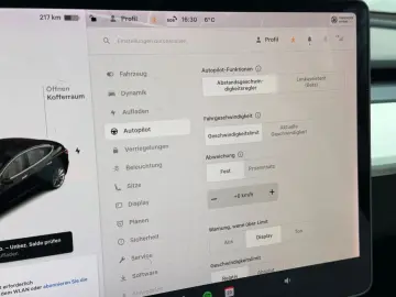 TESLA Model 3 Long Range Dual AWD 75 KW Pano-LED-360