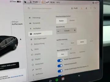 TESLA Model 3 Long Range Dual AWD 75 KW Pano-LED-360
